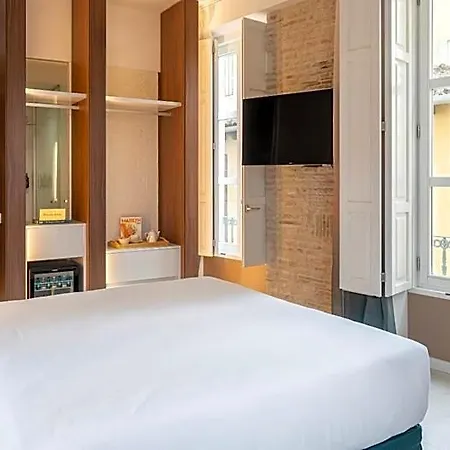 Axel - Adults Only Hotel